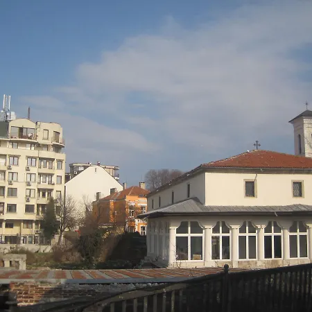 Nadejda