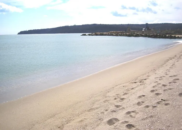 Nadejda Apartment Warna